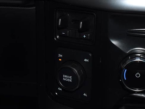 Used 2023 Ford F150 Lariat w/ Equipment Group 502A High image 24