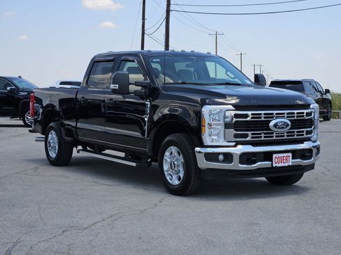 Used 2026 Ford F250 XLT RWD image 3