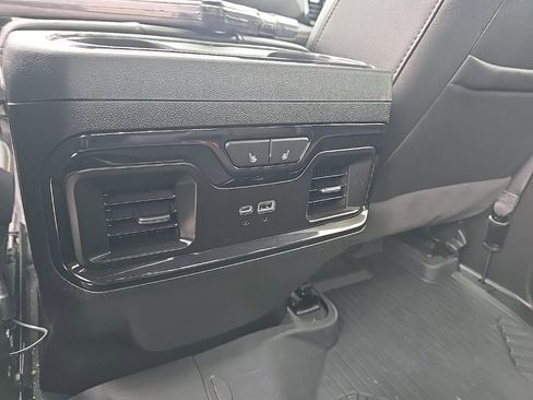 Used 2024 GMC Sierra 3500 AT4 w/ AT4 Premium Plus Package image 12