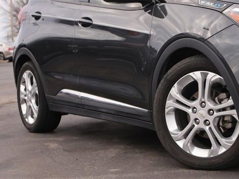 Used 2020 Chevrolet Bolt LT image 3