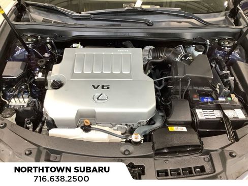 Used 2018 Lexus ES 350 w/ Luxury Package w/Wood Trim image 23