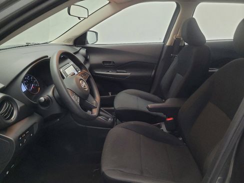 Used 2024 Nissan Kicks S FWD image 17