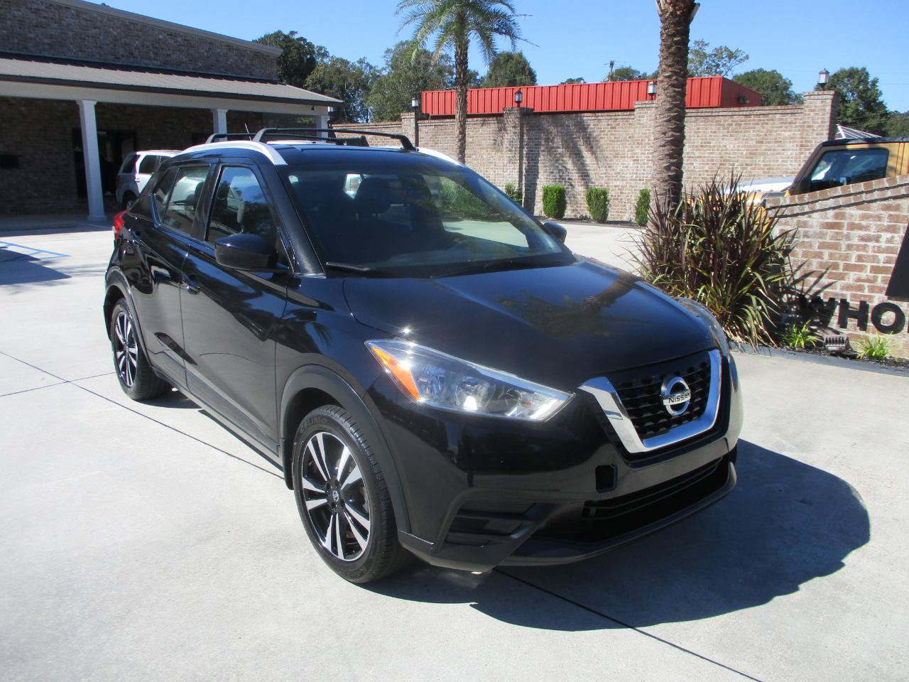 Used 2019 Nissan Kicks SV w/ Exterior Package FWD image 19