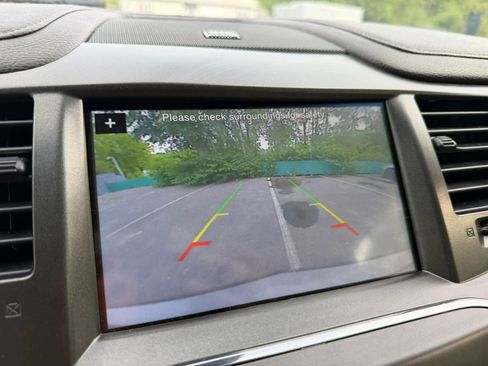Used 2016 Lincoln MKS AWD w/ Equipment Group 101A image 35