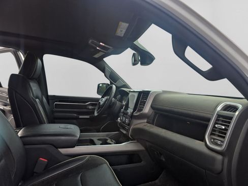 Used 2020 RAM 1500 Laramie AWD/4WD image 13