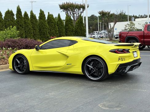 Used 2024 Chevrolet Corvette E-Ray w/ Stealth Interior Trim Package AWD/4WD image 9