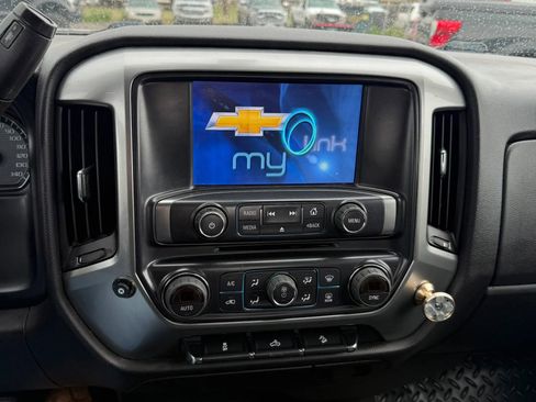 Used 2015 Chevrolet Silverado 2500 LT w/ LT Convenience Package AWD/4WD image 19