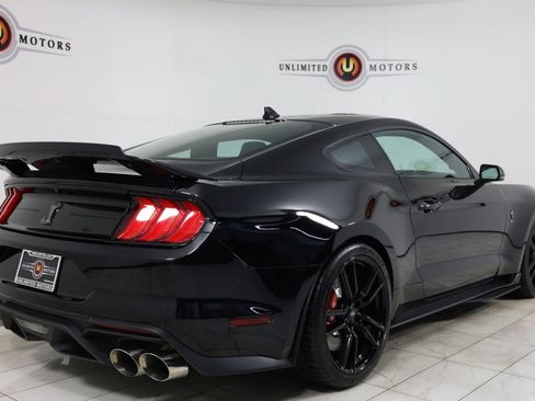 Used 2020 Ford Mustang Shelby GT500 w/ Technology Package RWD image 3