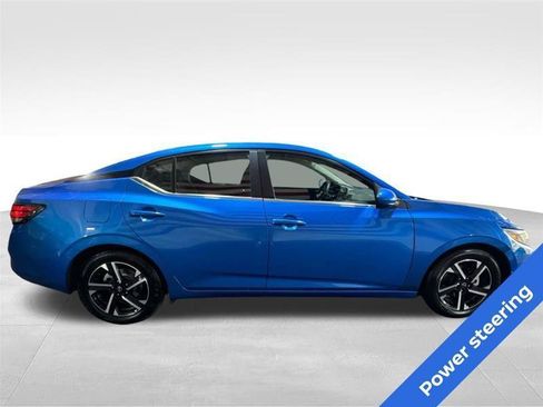 Used 2024 Nissan Sentra SV FWD image 4