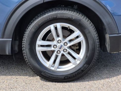 Used 2020 Ford Explorer XLT RWD image 14