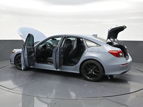 Used 2023 Honda Civic Sport image 32