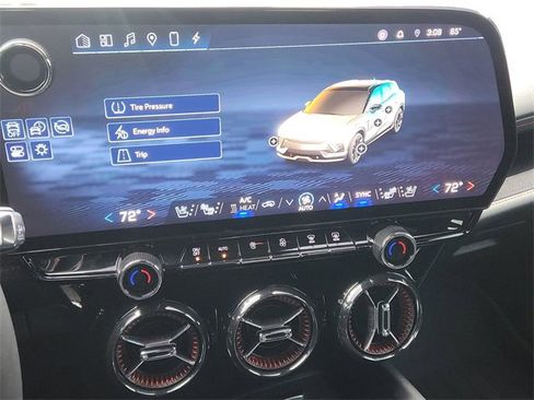 Used 2024 Chevrolet Blazer EV RS image 20