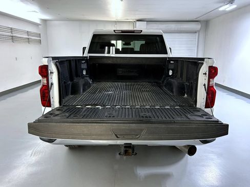 Certified 2025 Chevrolet Silverado 2500 LT w/ Convenience Package AWD/4WD image 22