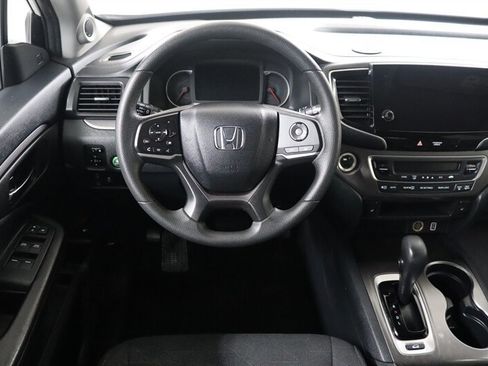 Used 2020 Honda Pilot EX image 8