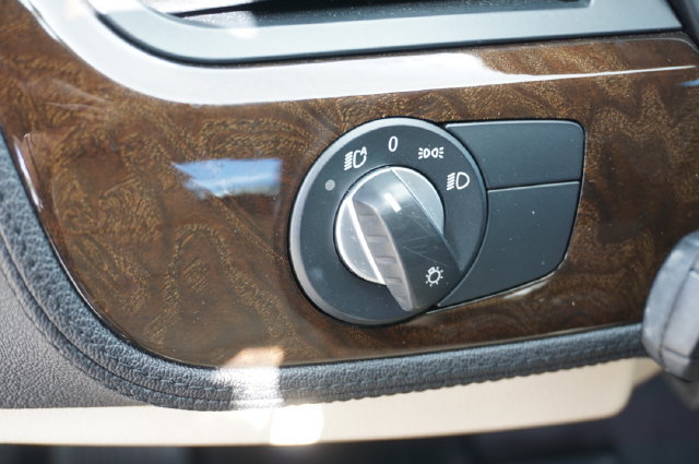 Used 2012 BMW Z4 sDrive28i RWD image 18