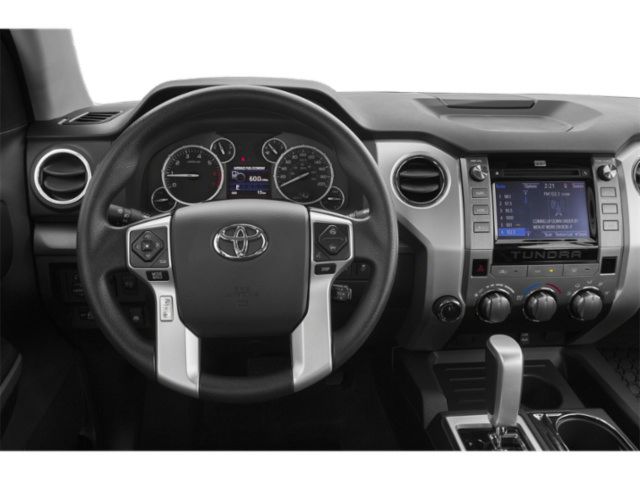 Used 2015 Toyota Tundra SR5 w/ SR5 Upgrade Package AWD/4WD image 4