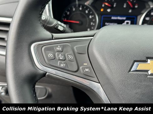 Used 2023 Chevrolet Equinox LT image 7