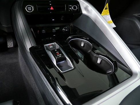 New 2026 Audi Q5 Prestige image 18