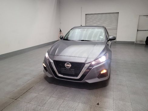 Used 2022 Nissan Altima 2.5 S FWD image 15