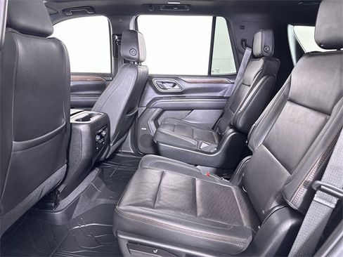 Used 2021 Chevrolet Tahoe High Country image 26