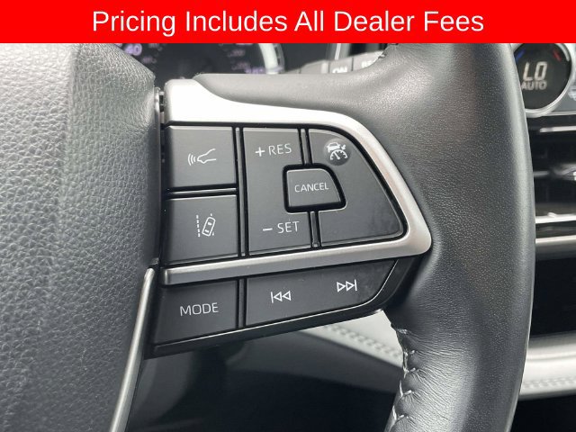 Used 2023 Toyota Highlander XLE FWD image 21