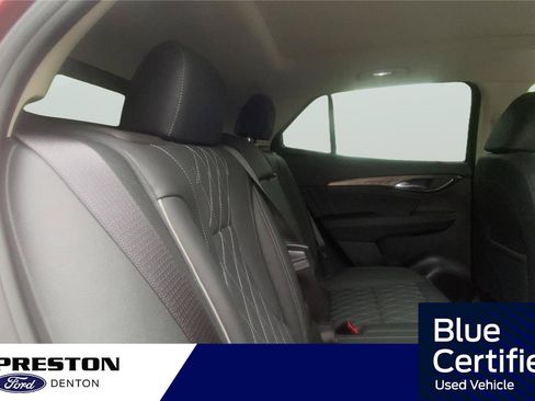 Used 2023 Buick Envision Avenir AWD/4WD image 19