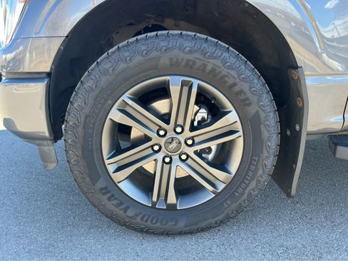 Used 2022 Ford F150 Lariat w/ Equipment Group 502A High image 13