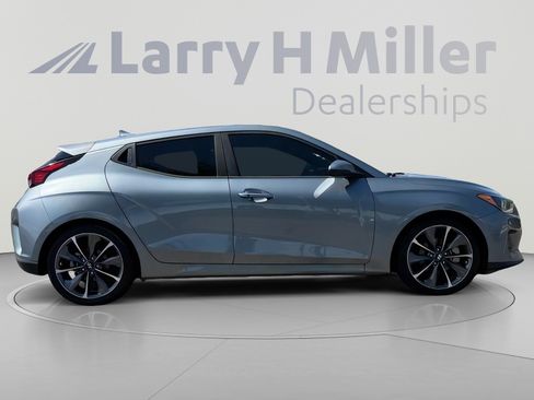 Used 2019 Hyundai Veloster 2.0 Premium FWD image 6