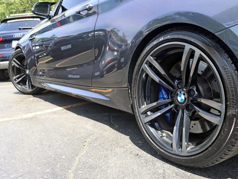 Used 2018 BMW M2 RWD image 14