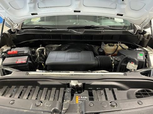 Used 2021 Chevrolet Silverado 1500 W/T RWD image 9