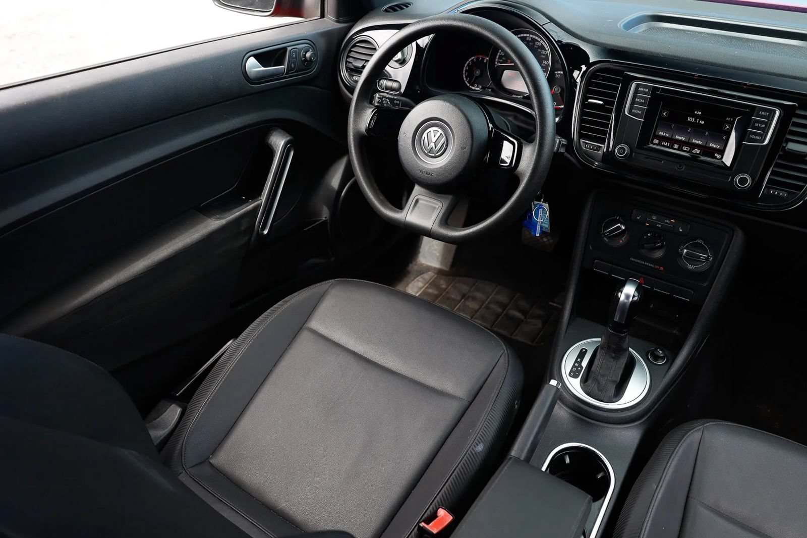 Used 2016 Volkswagen Beetle 1.8T FWD image 13