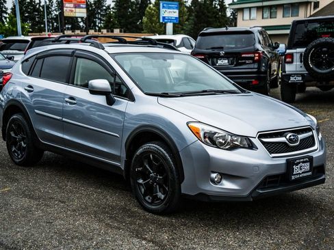 Used 2014 Subaru Crosstrek 2.0i Premium w/ Moonroof Package AWD/4WD image 6