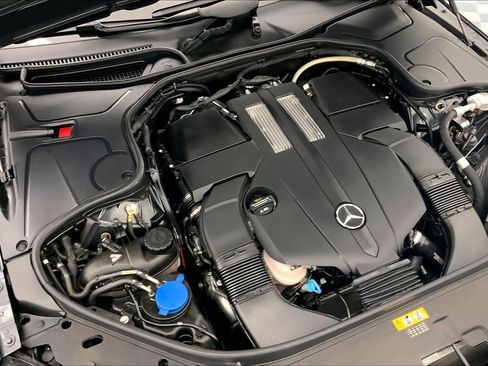 Used 2019 Mercedes-Benz S 450 Sedan image 30