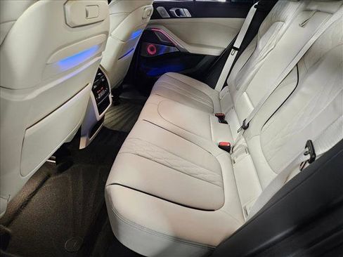 Used 2025 BMW X6 M60i image 17
