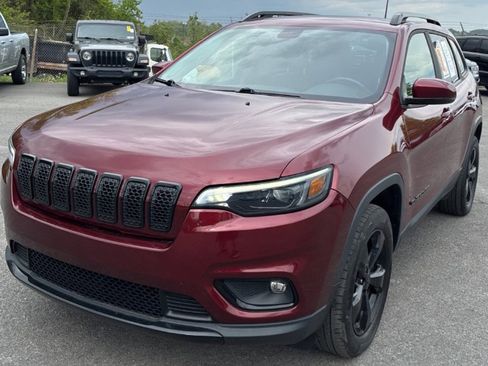 Used 2020 Jeep Cherokee Latitude Plus AWD/4WD image 5