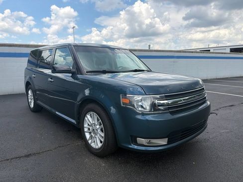 Used 2016 Ford Flex SEL w/ Equipment Group 202A AWD/4WD image 7