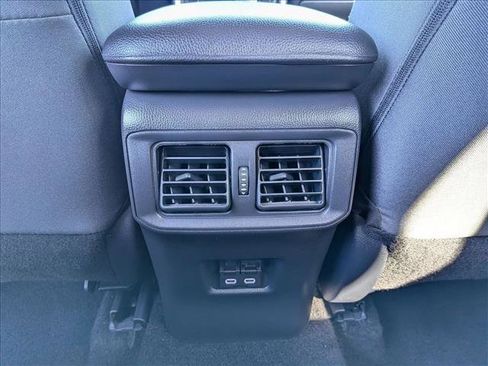 Used 2025 Toyota RAV4 XLE FWD image 16
