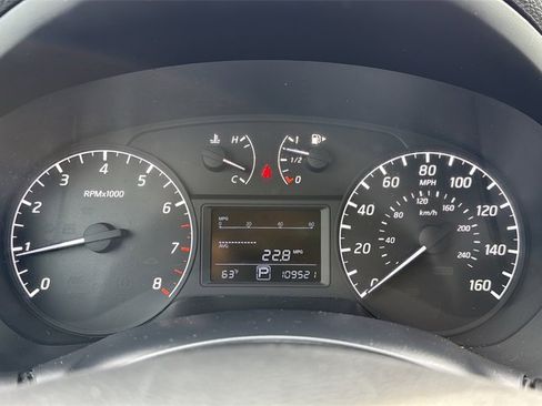 Used 2017 Nissan Sentra S image 19