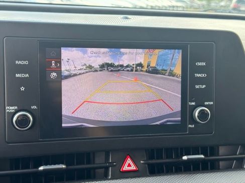 Certified 2024 Kia Sportage LX FWD image 21