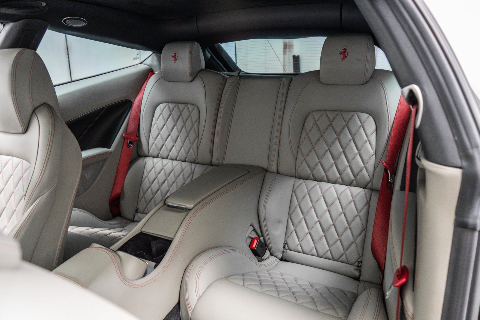 Used 2014 Ferrari FF AWD/4WD image 16