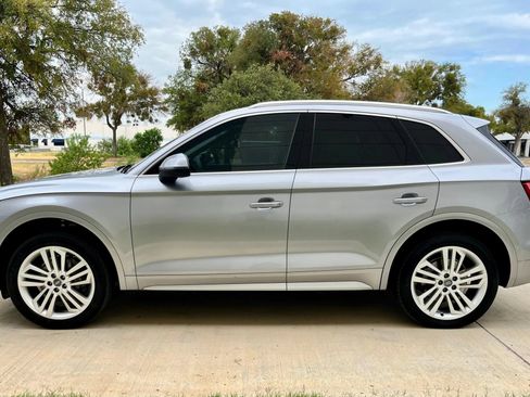 Used 2018 Audi Q5 Prestige w/ Prestige Package AWD/4WD image 10
