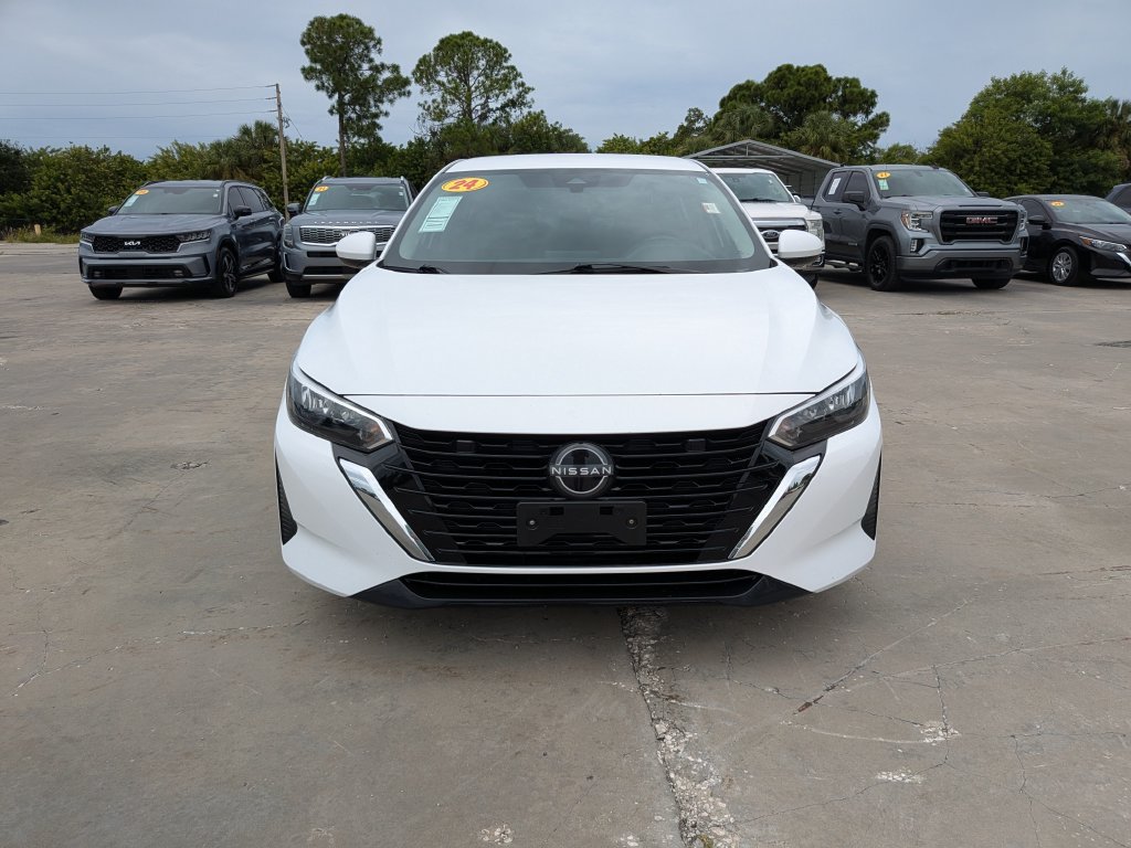 Used 2024 Nissan Sentra S FWD image 3