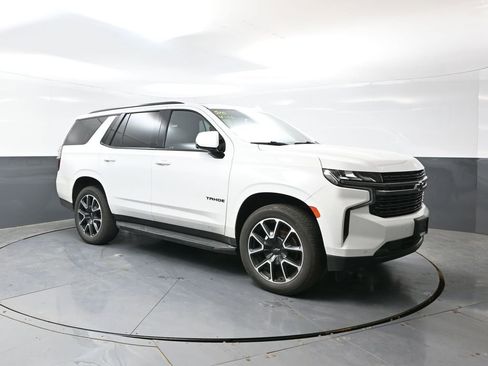 Used 2021 Chevrolet Tahoe RST w/ Luxury Package AWD/4WD image 6