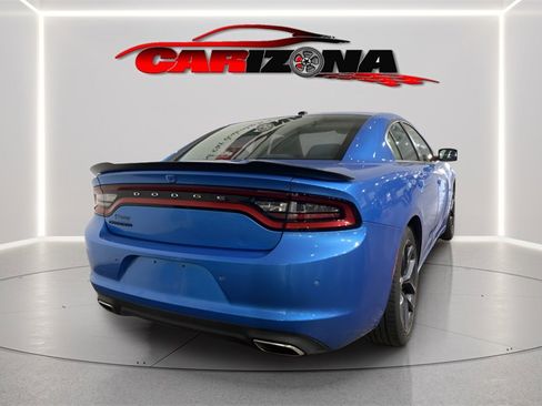 Used 2019 Dodge Charger SXT image 3