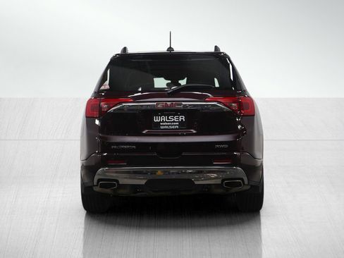 Used 2018 GMC Acadia Denali w/ Technology Package image 4