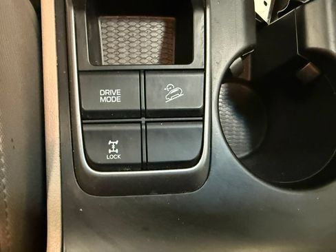 Used 2018 Hyundai Tucson Sport AWD/4WD image 37