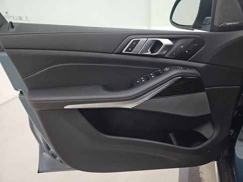 Used 2026 BMW X5 xDrive40i AWD/4WD image 8