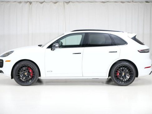 Used 2021 Porsche Cayenne GTS image 73