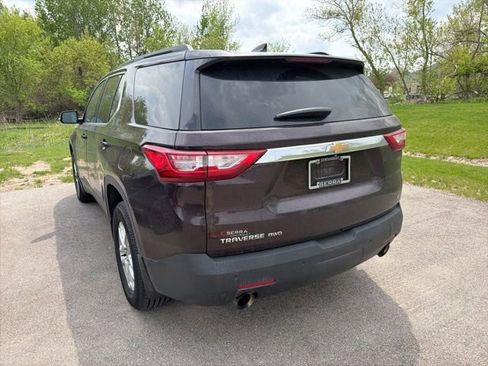 Used 2020 Chevrolet Traverse LT AWD/4WD image 8