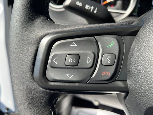 Used 2026 Jeep Wrangler Unlimited Rubicon image 18